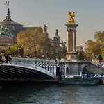 Tres Bel Appartement 3 Pieces A Paris Centre